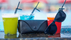 VANISHING SUNGLASSES (Gimmicks and Online Instructions) by Wonder Makers