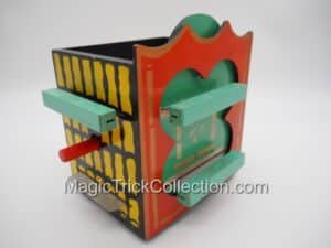 UF Grant Bamboo Chest & Glass