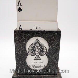 Add to your magic trick collection the MAK Magic Happy King Jumbo Card Rise