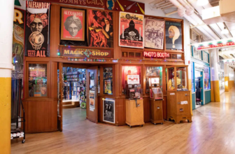 Magic of Seattle, The Enchantment of the Market Magic Shop
